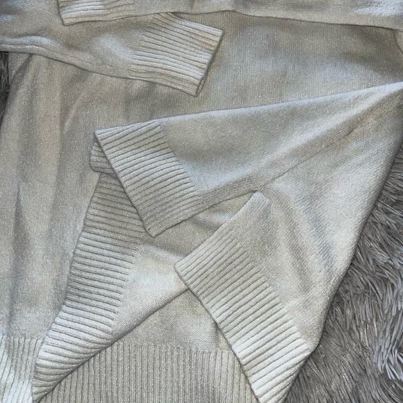 Anthropologie white mock neck tunic sweater - Picture 3 of 3